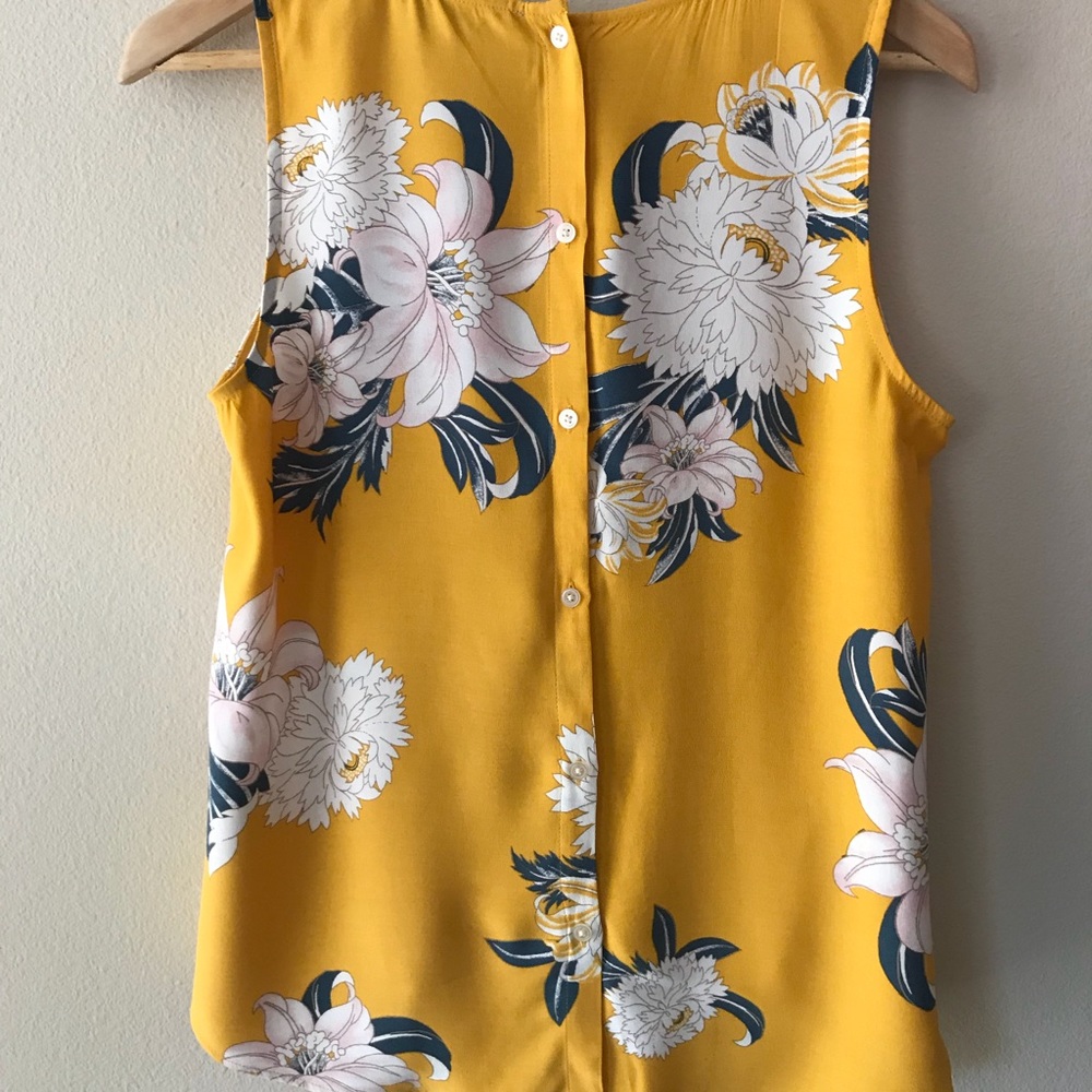 LOFT Floral Tie Hem top - Picture 3 of 7